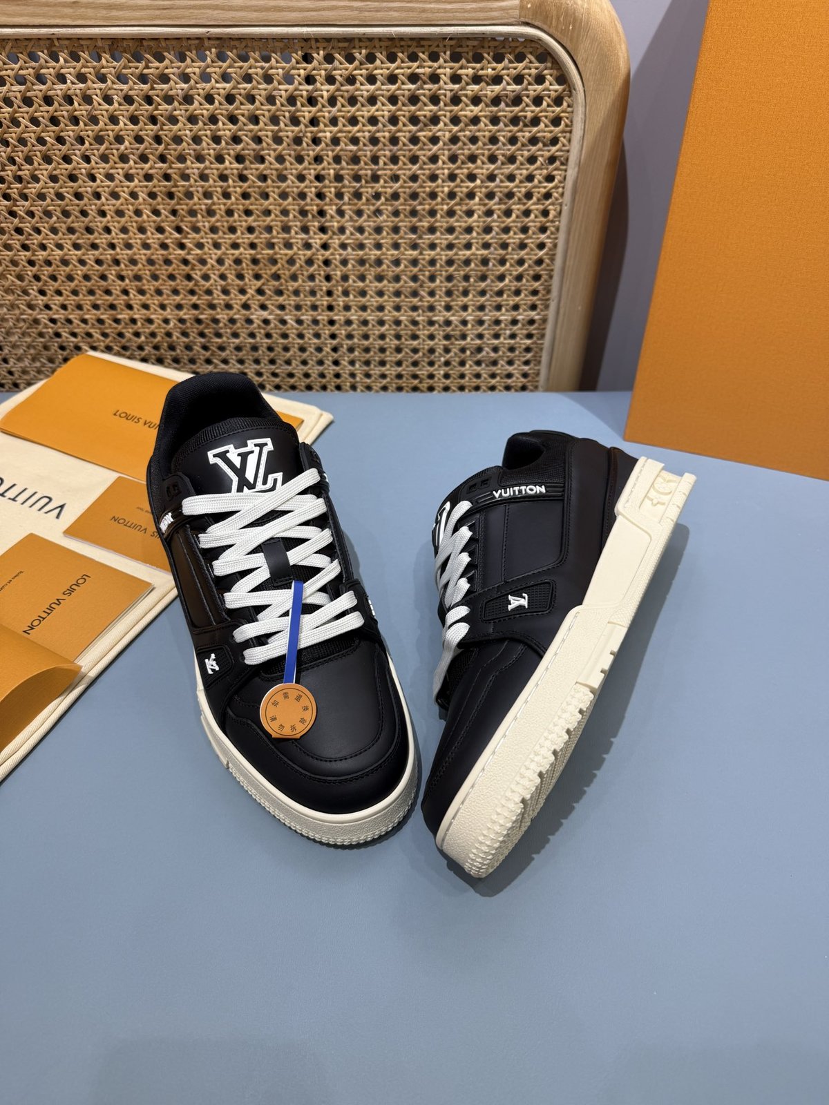 Sneakers Trainer 'Noir Bleu' — vue 18
