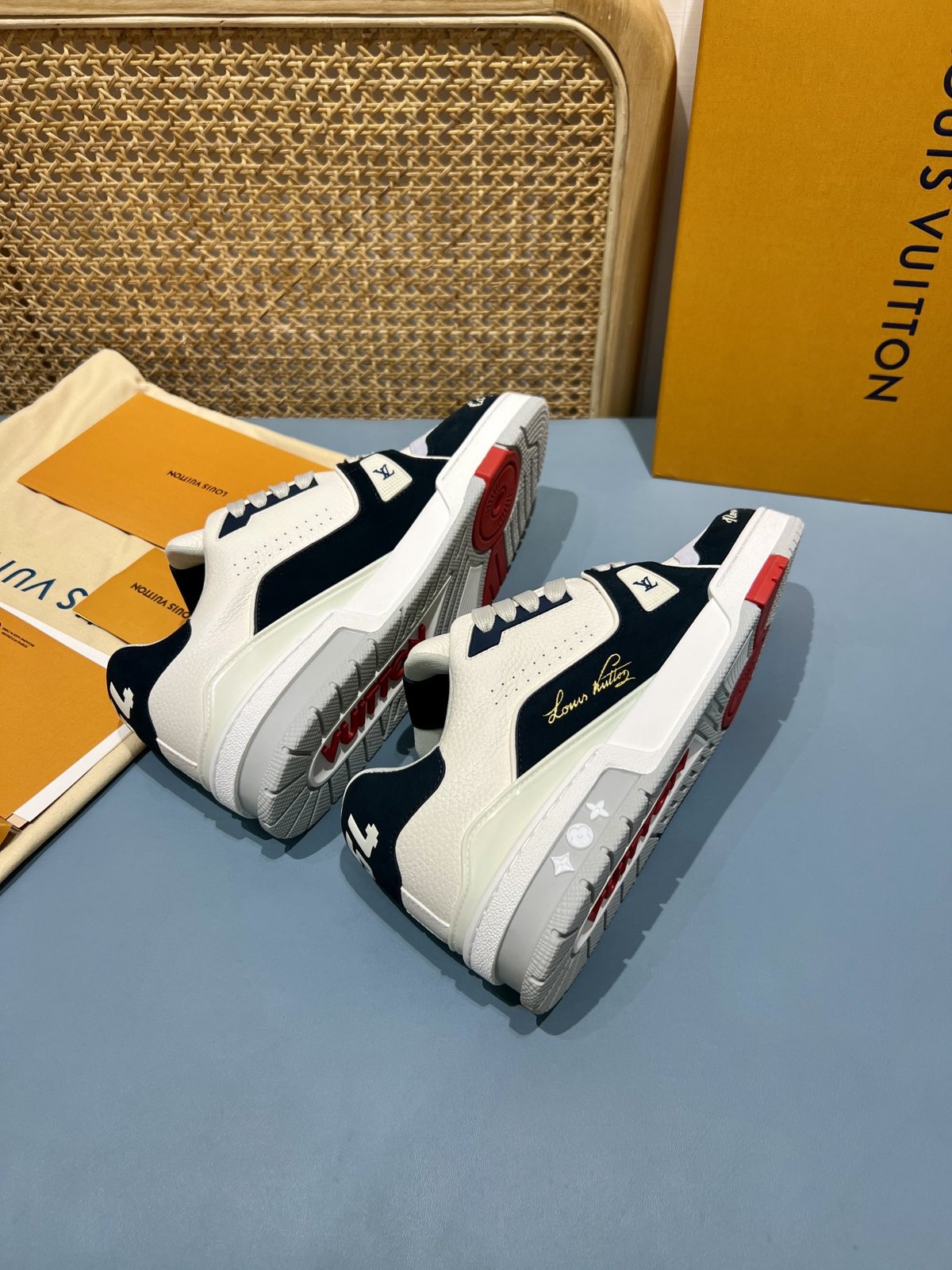 Sneakers Trainer 'Blanc Noir Bleu' — vue 15