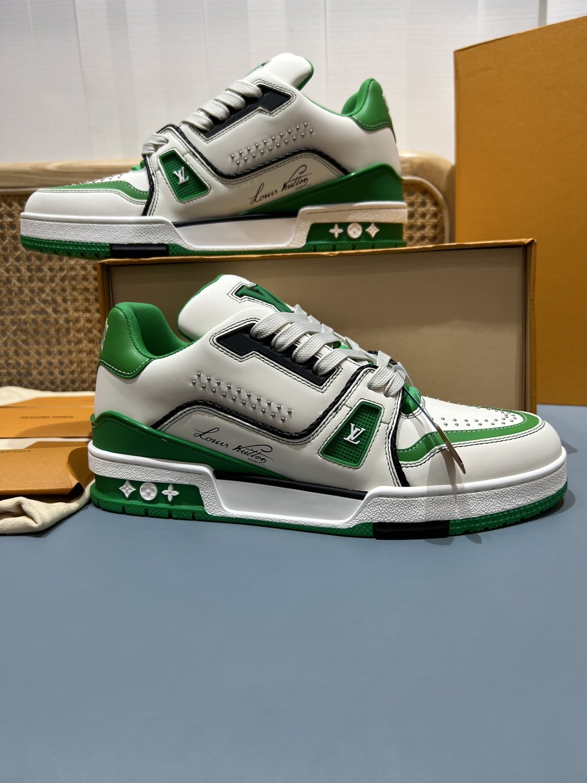 Sneakers Trainer Rivets 'Blanc Vert' — vue 5