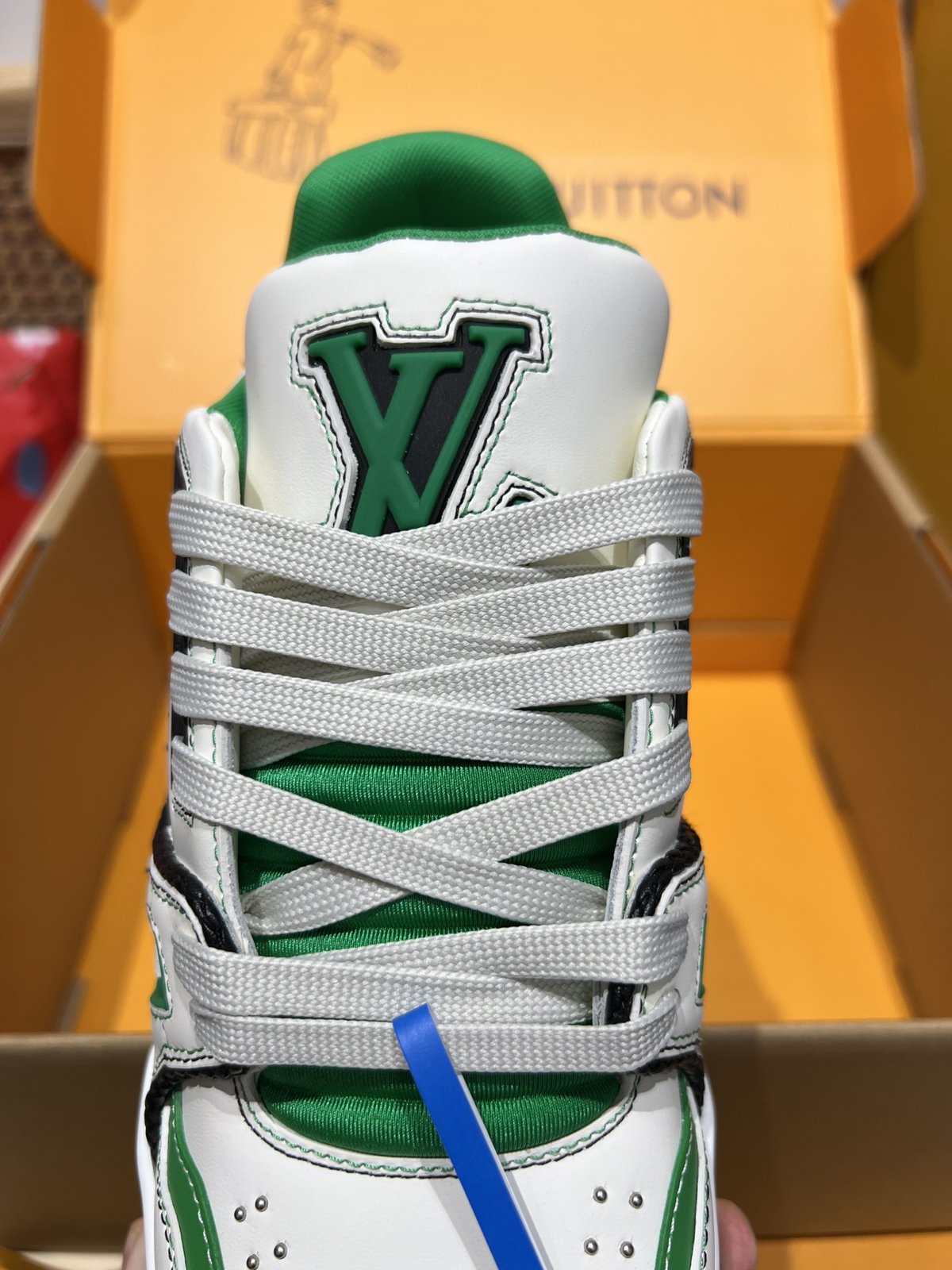 Sneakers Trainer Rivets 'Blanc Vert' — vue 7