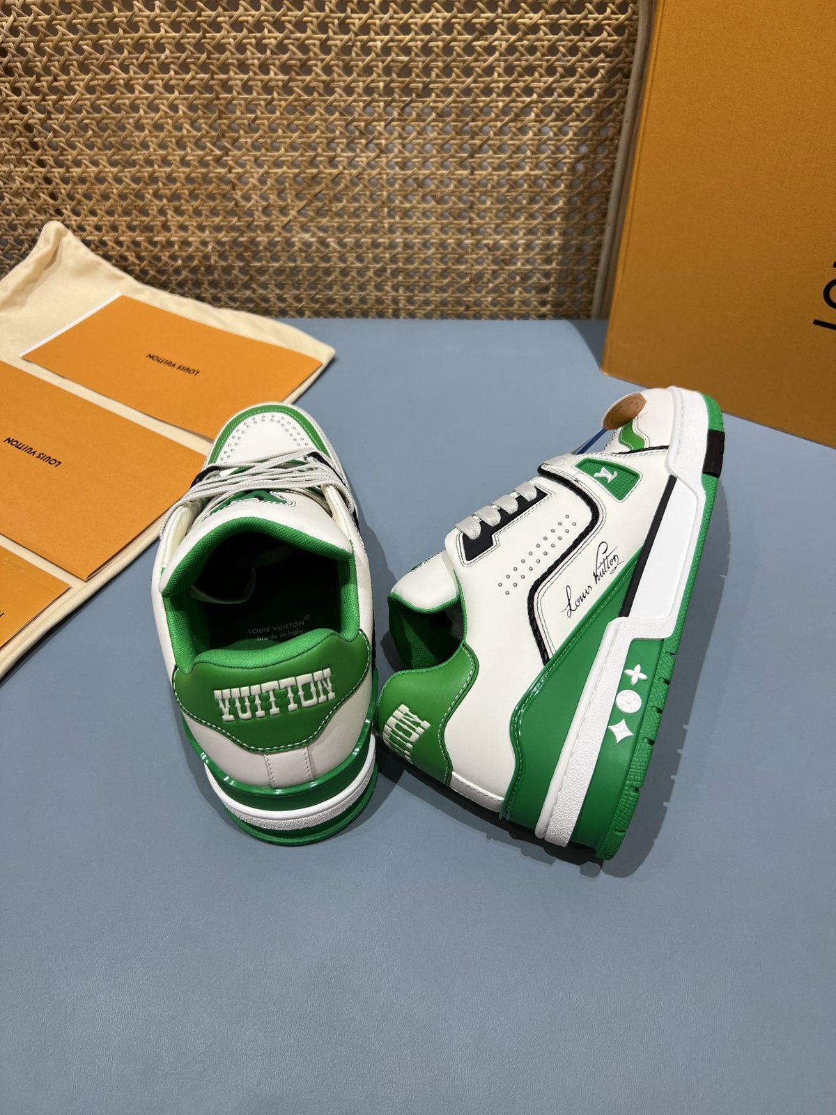 Sneakers Trainer Rivets 'Blanc Vert' — vue 15