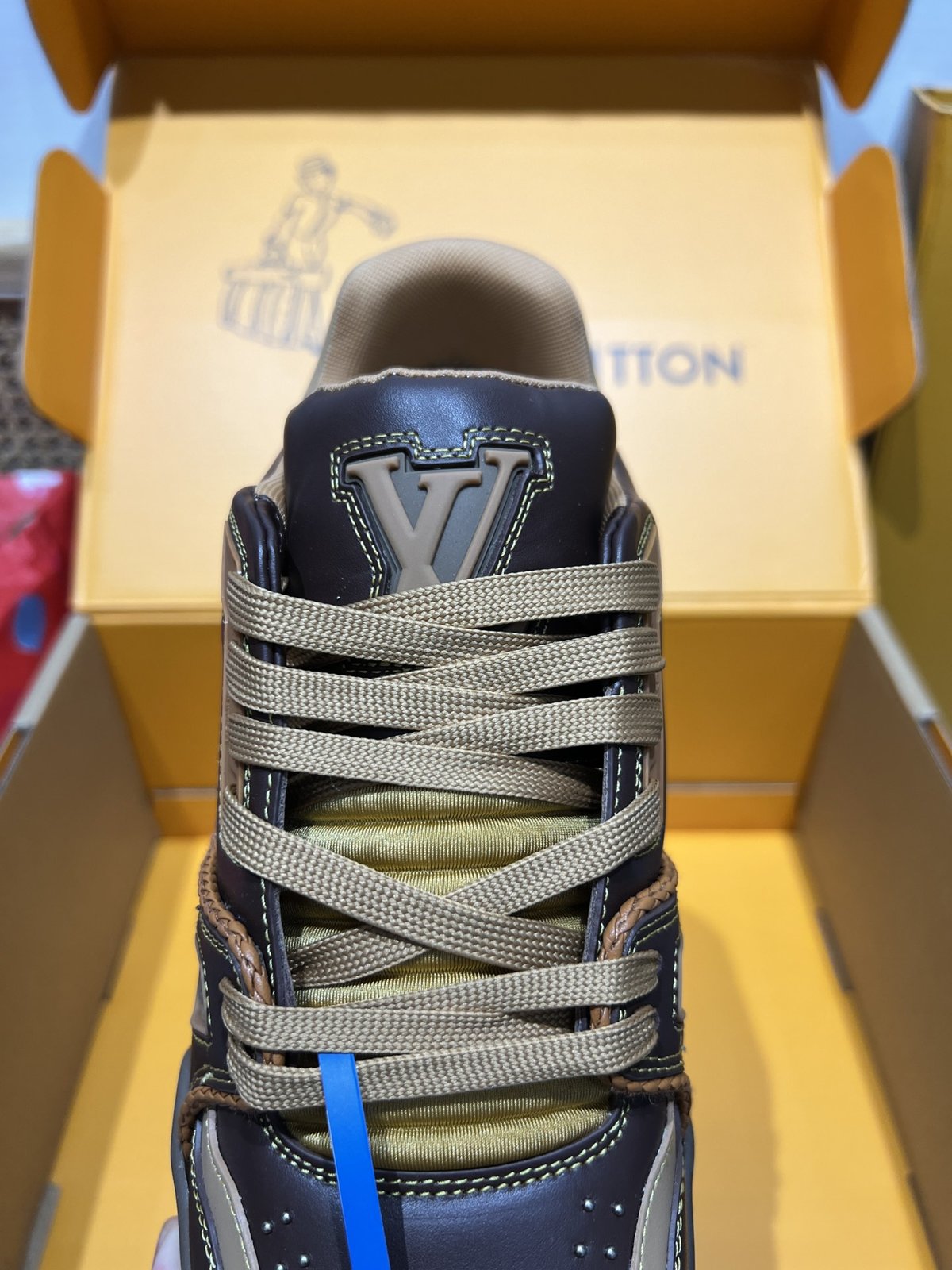 Sneakers Trainer Rivets 'Marron Caramel' — vue 10