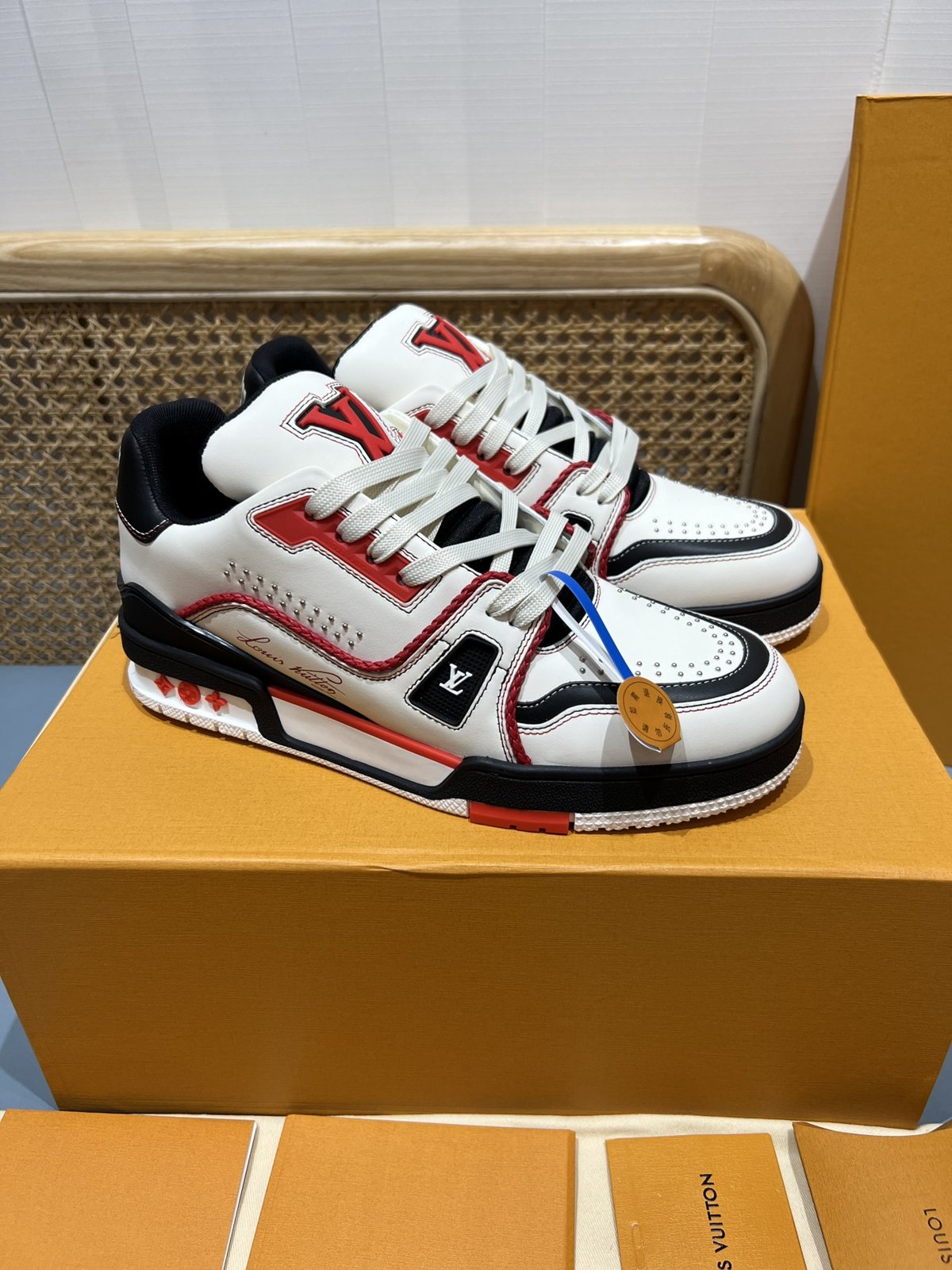 Sneakers Trainer Rivets 'Blanc Rouge Noir'