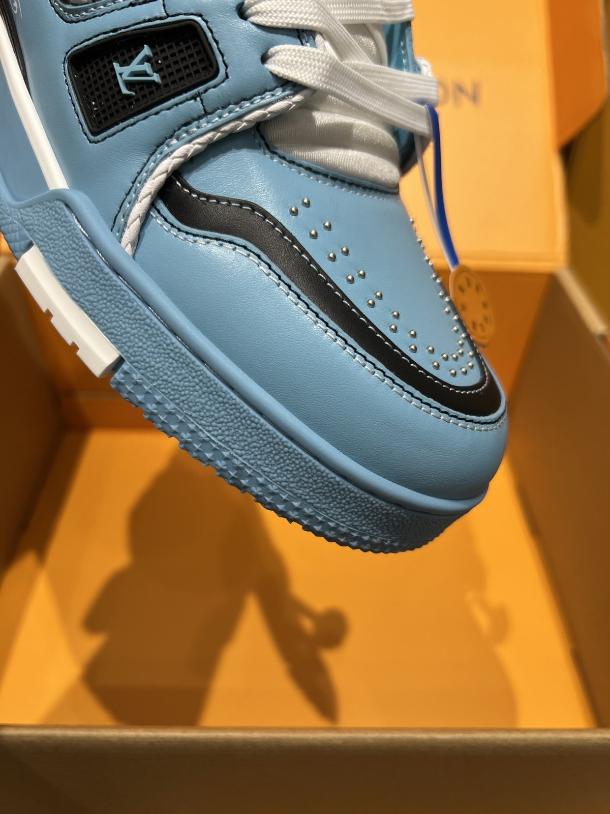 Sneakers Trainer Rivets 'Bleu Ciel' — vue 8