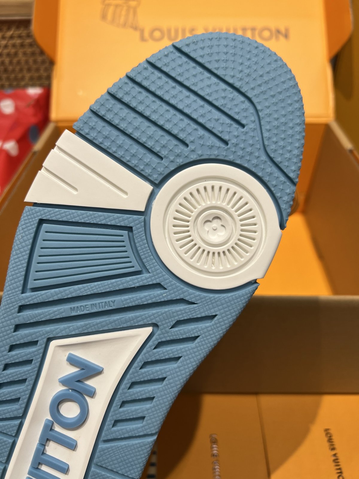 Sneakers Trainer Rivets 'Bleu Ciel' — vue 11