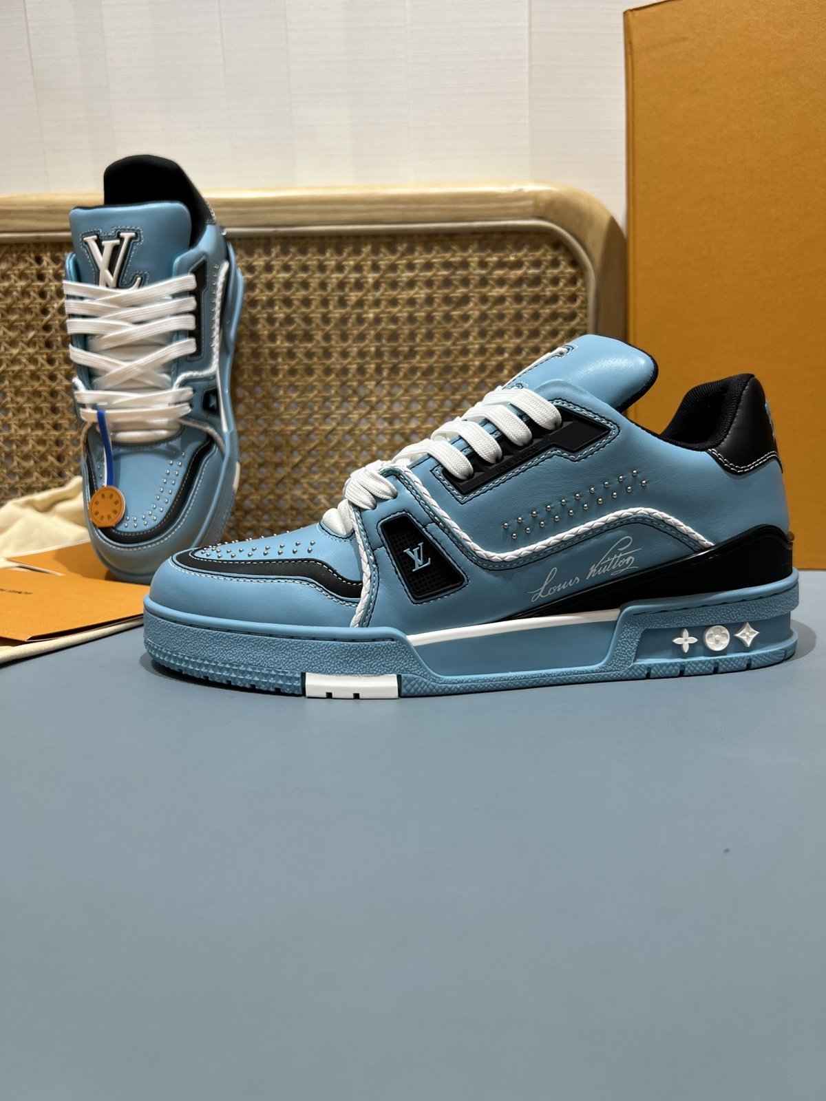 Sneakers Trainer Rivets 'Bleu Ciel' — vue 15