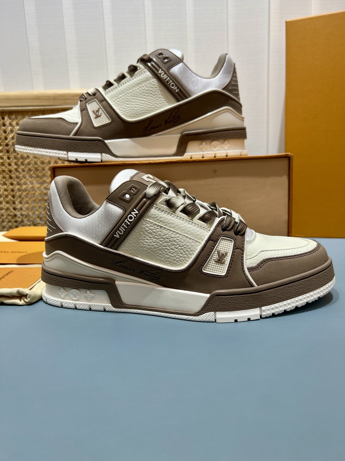 Sneakers Trainer 'Blanc Taupe' — vue 5