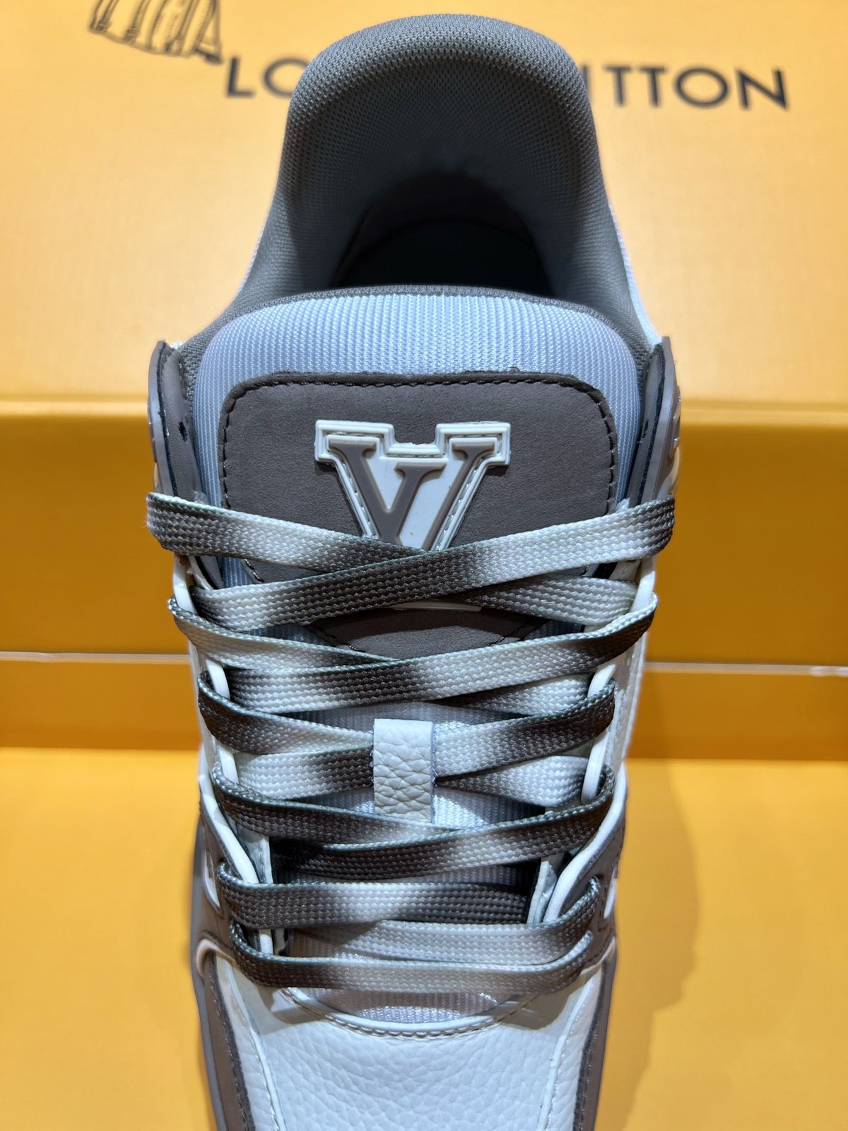 Sneakers Trainer 'Blanc Taupe' — vue 10