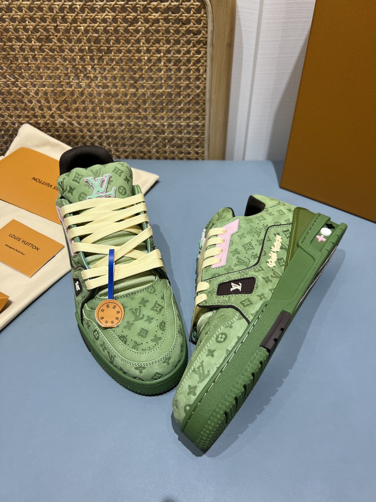 Sneakers Trainer 'Vert Monogram' — vue 17