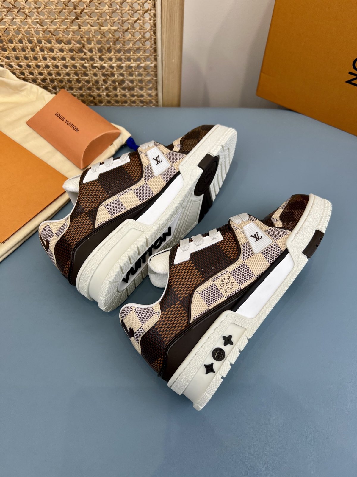 Sneakers Trainer 'Marron Damier' — vue 12