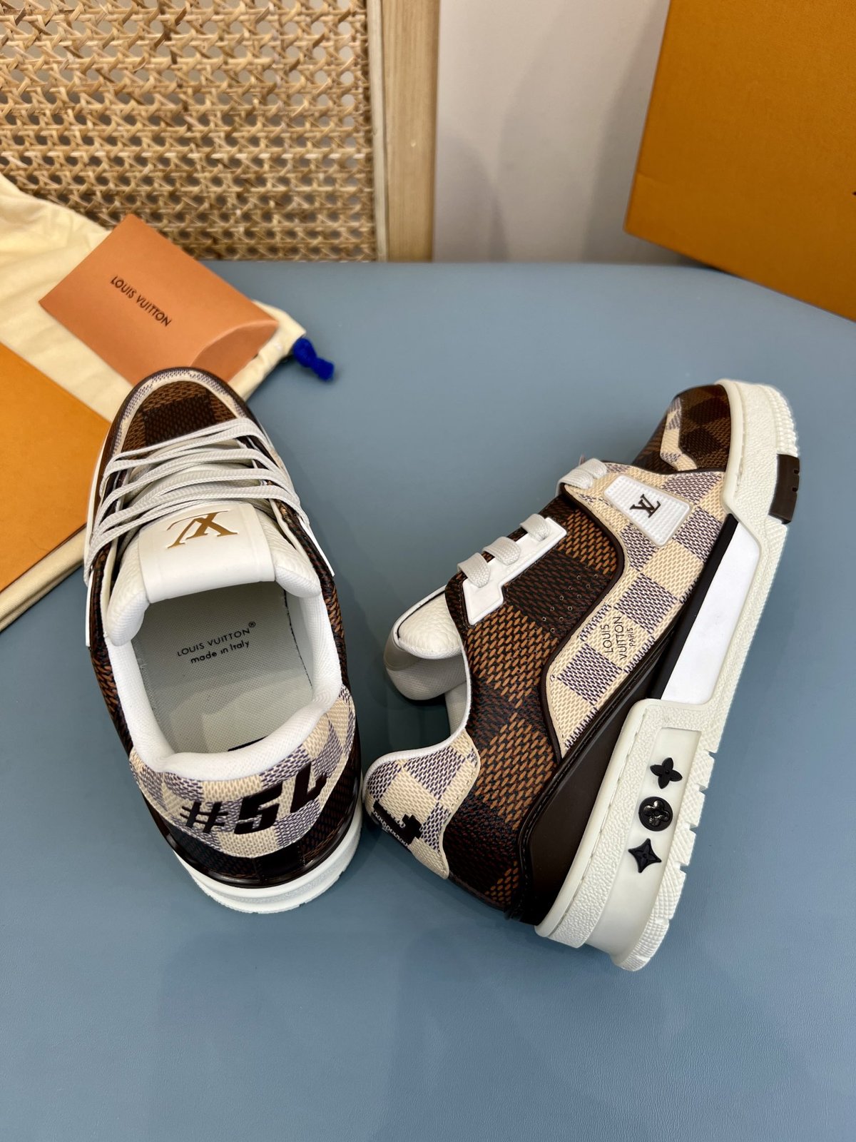 Sneakers Trainer 'Marron Damier' — vue 13