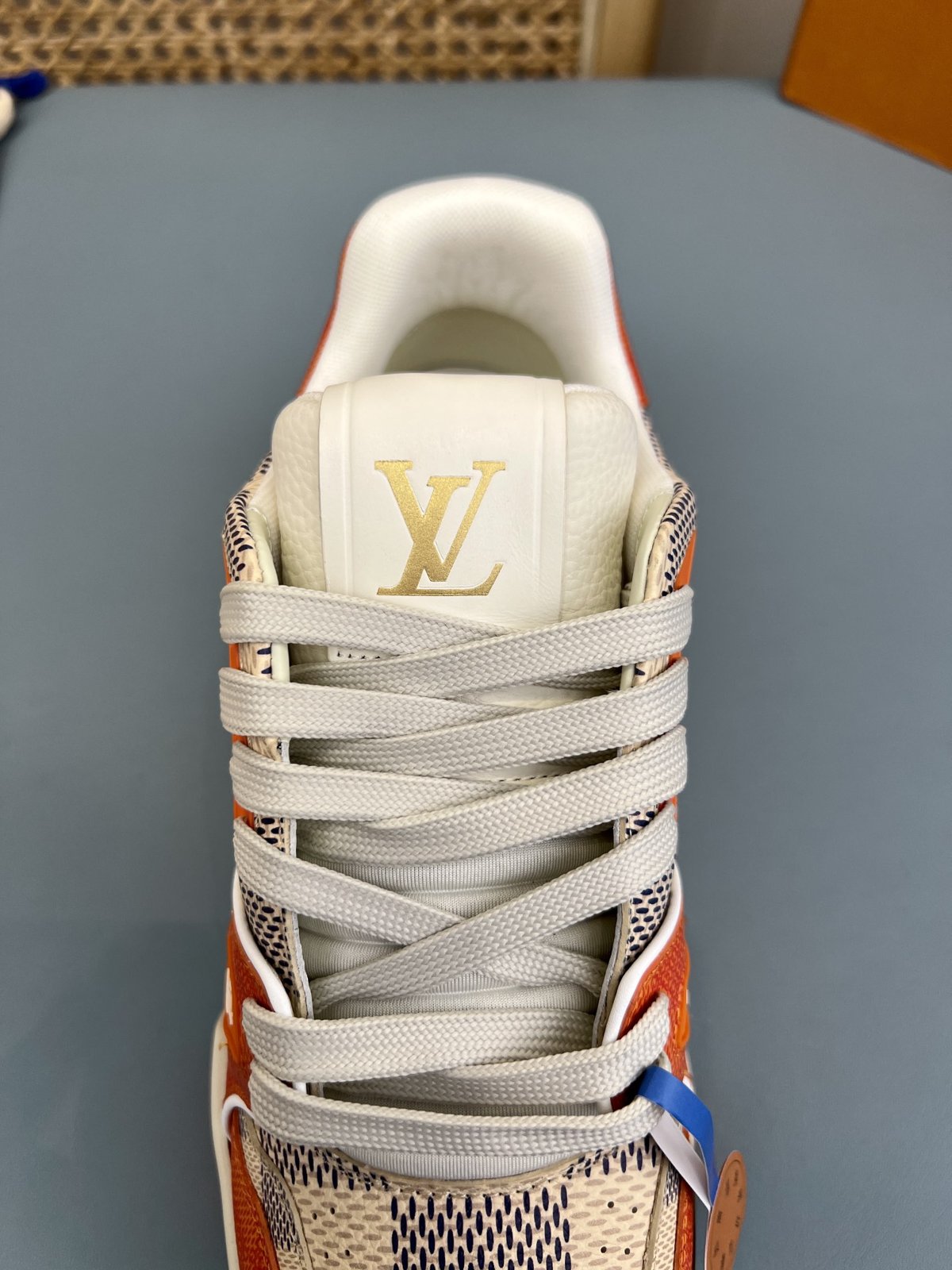 Sneakers Trainer 'Orange Damier' — vue 11