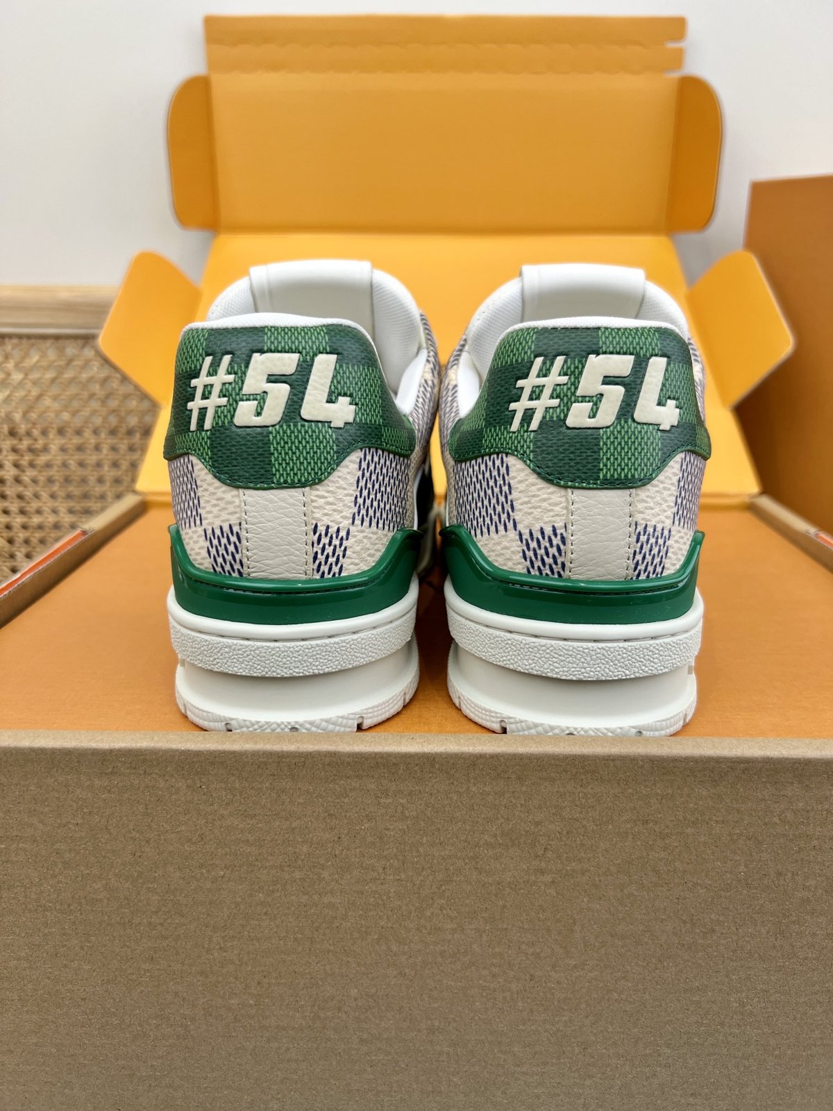 Sneakers Trainer 'Vert Monogram Délavé' — vue 2
