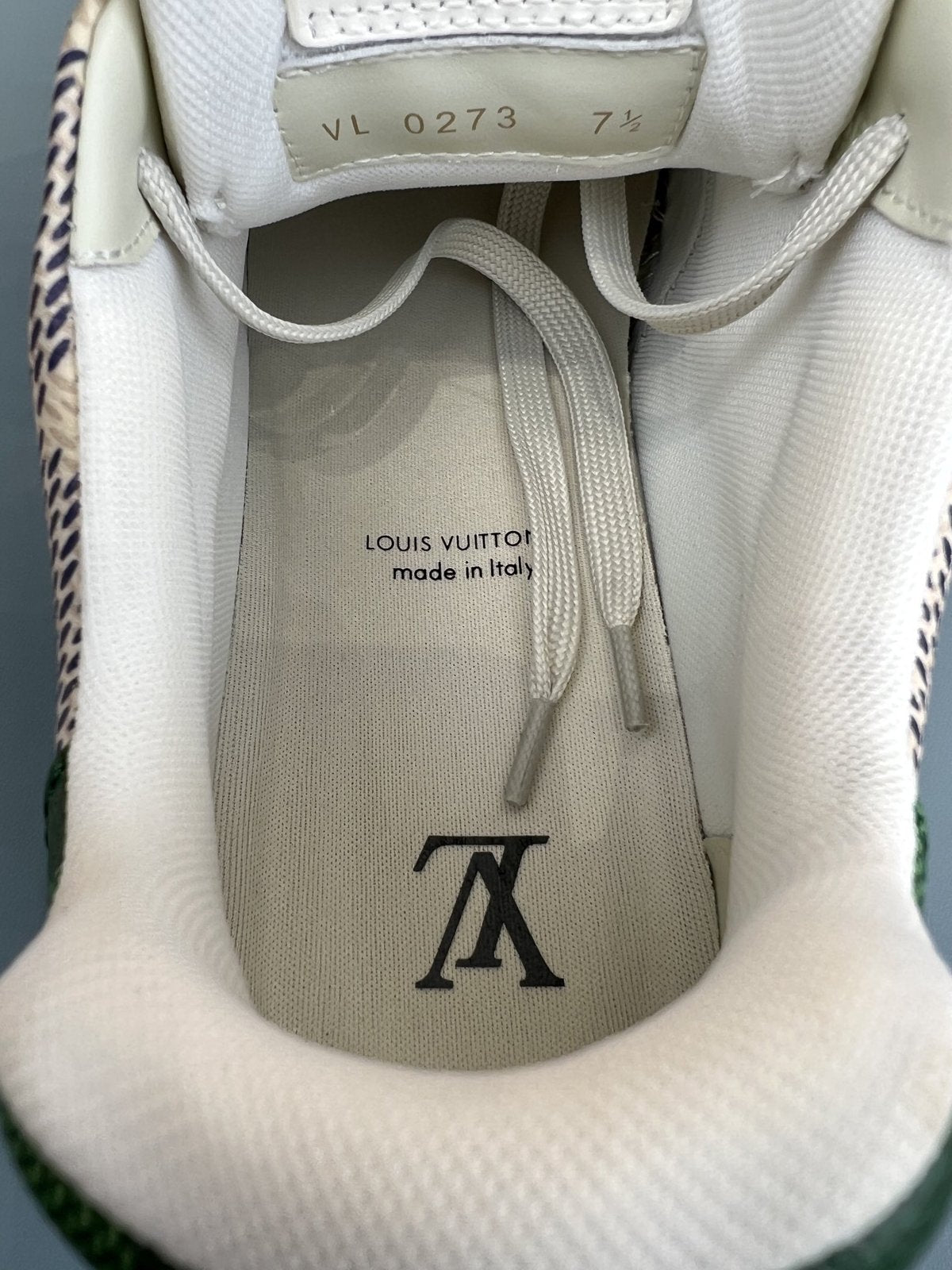 Sneakers Trainer 'Vert Monogram Délavé' — vue 8