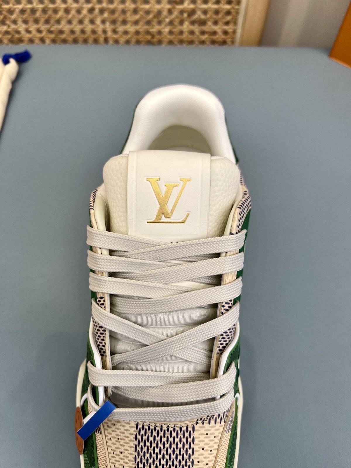 Sneakers Trainer 'Vert Monogram Délavé' — vue 9