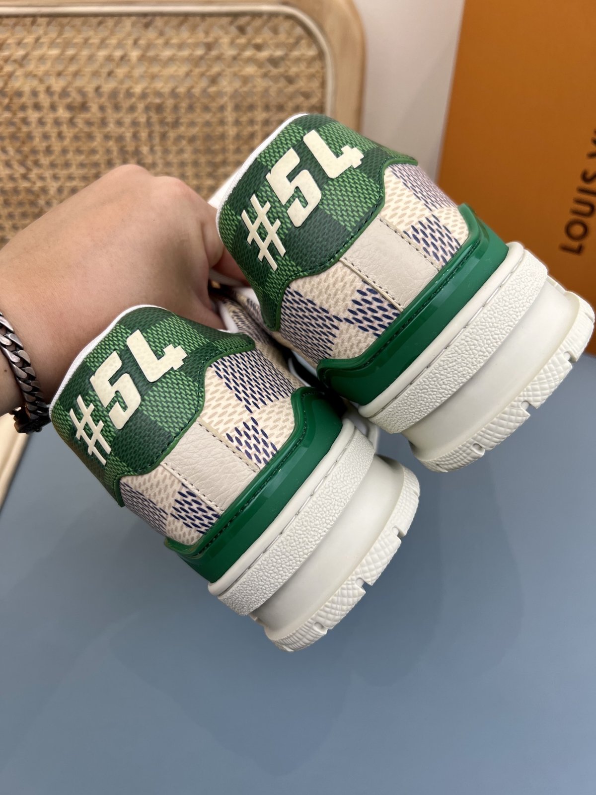 Sneakers Trainer 'Vert Monogram Délavé' — vue 11