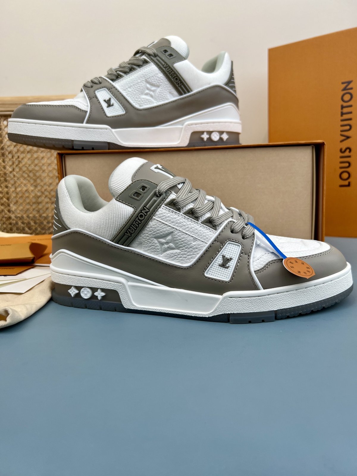 Sneakers Trainer 'Gris Monogram' — vue 5