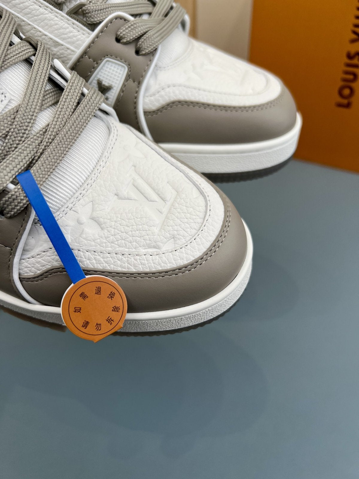 Sneakers Trainer 'Gris Monogram' — vue 6