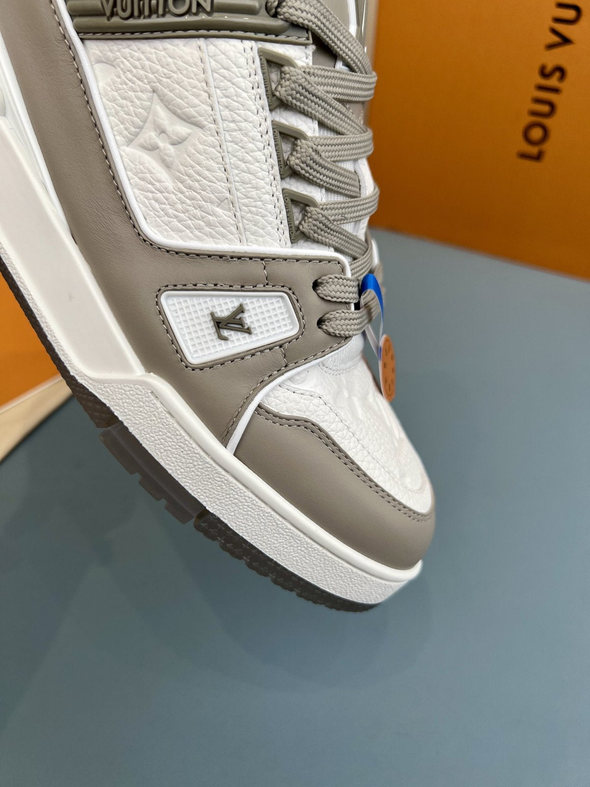 Sneakers Trainer 'Gris Monogram' — vue 12