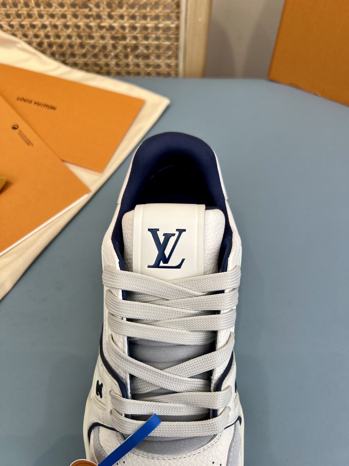 Sneakers Trainer 'Blanc Marine Classique' — vue 8
