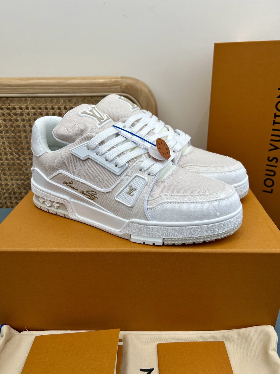 Sneakers Trainer Denim 'Blanc Monogram Relief'