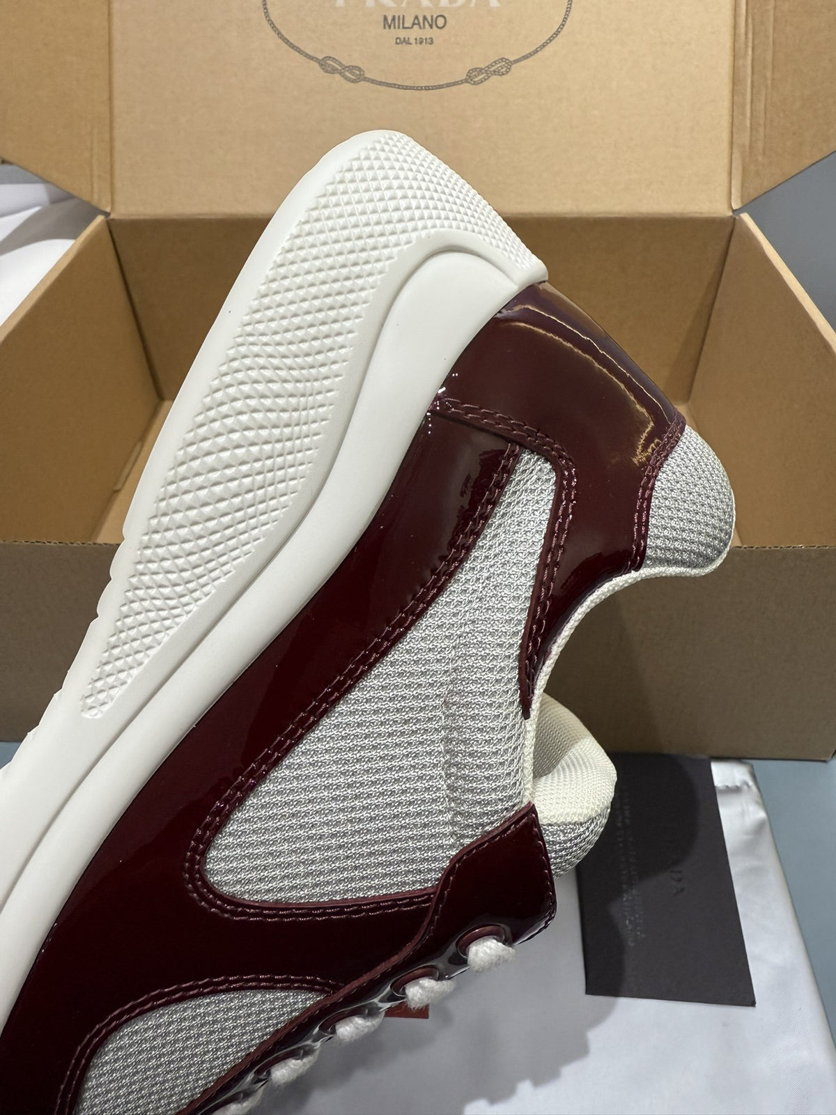 Sneakers America's Cup 'Bordeaux Verni' — vue 8