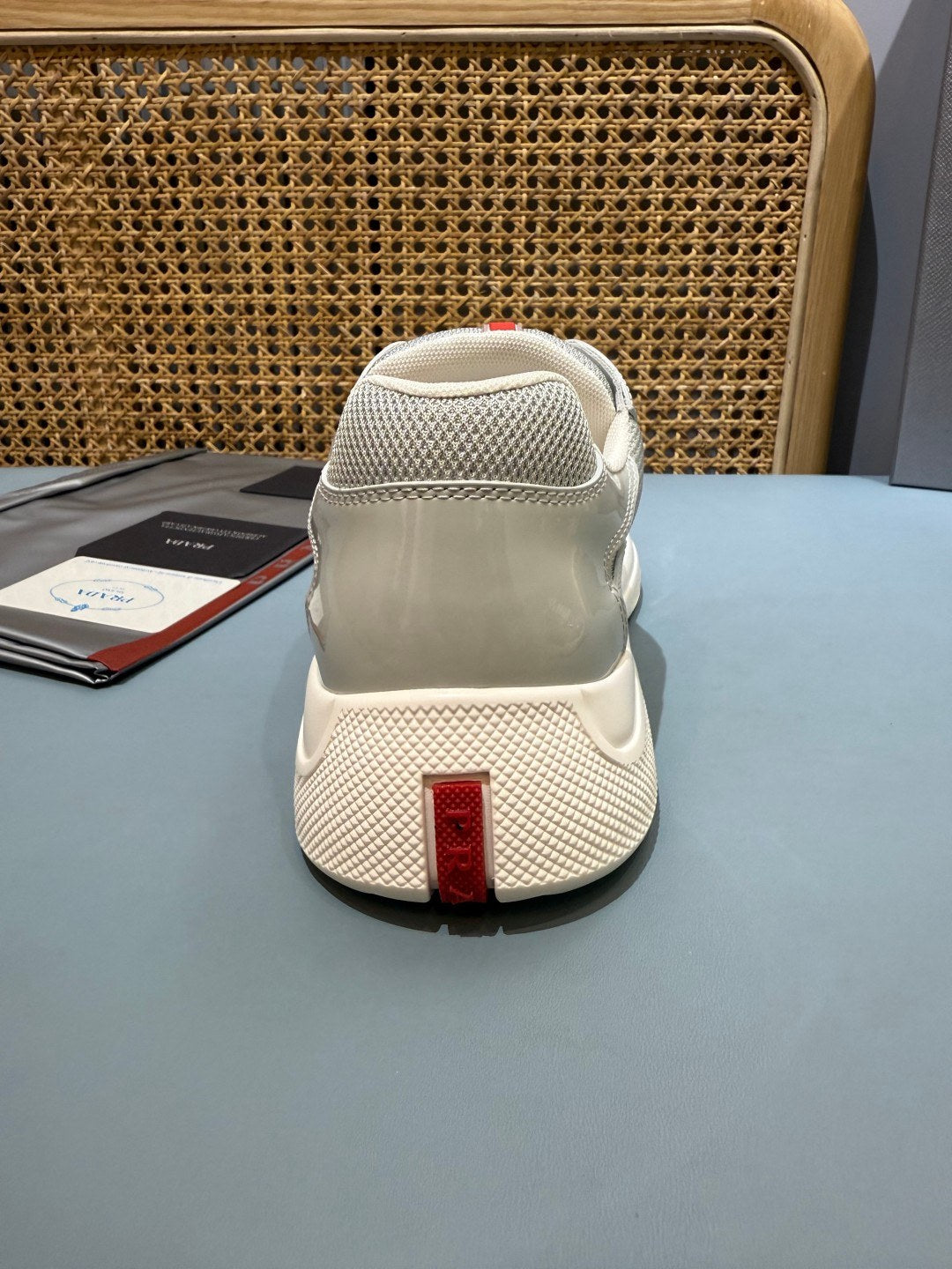 Sneakers America's Cup 'Gris Perle Verni' — vue 6