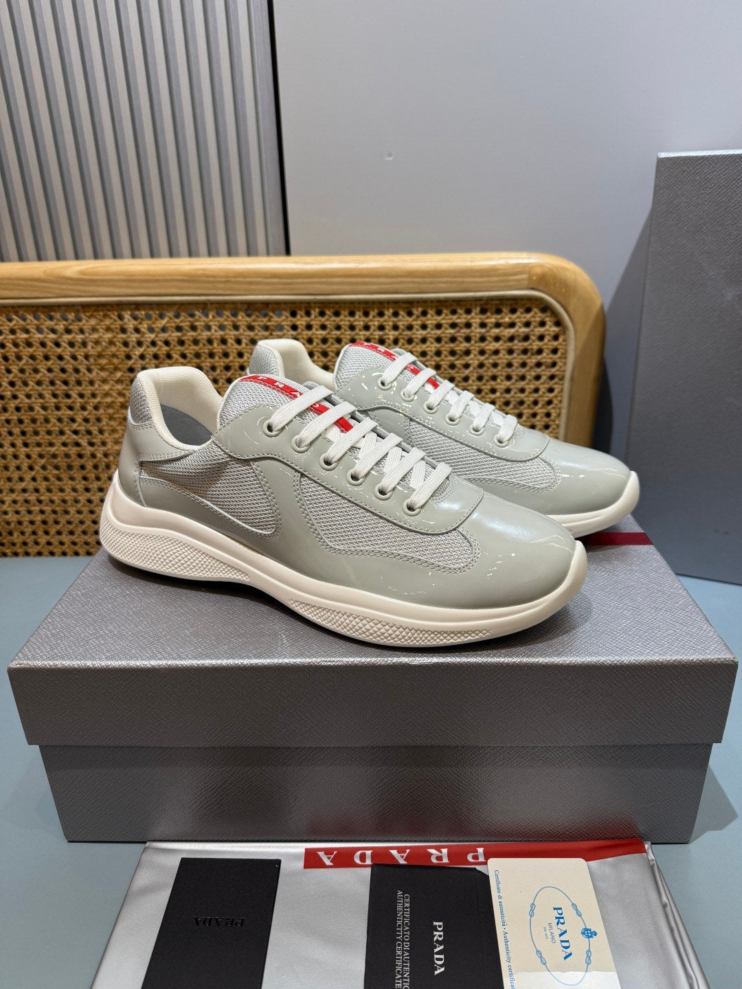 Sneakers America's Cup 'Gris Perle Verni' — vue 15