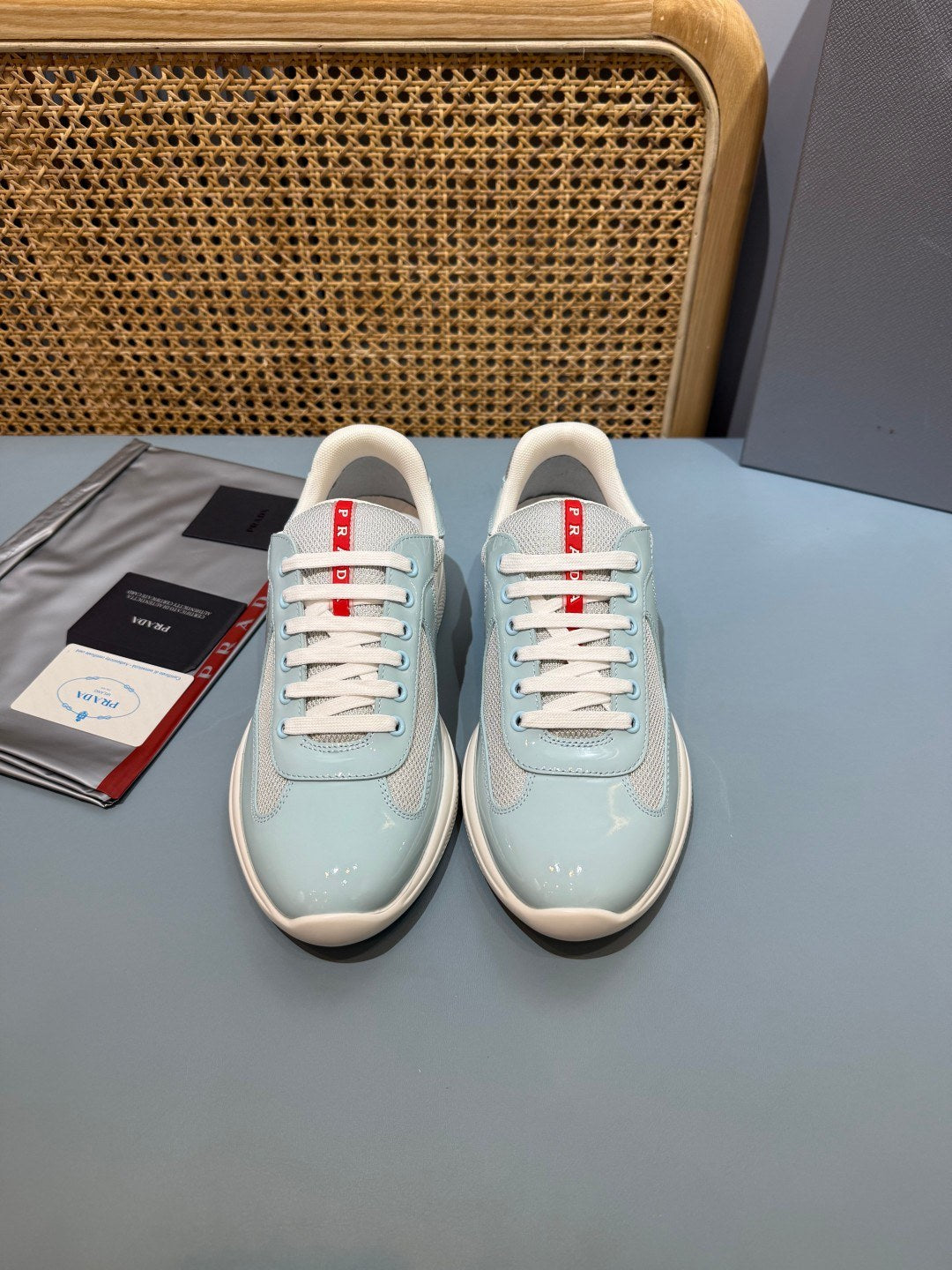 Sneakers America's Cup 'Bleu Ciel Verni' — vue 7