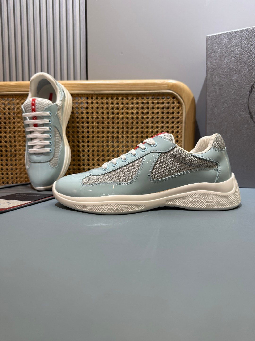 Sneakers America's Cup 'Bleu Ciel Verni' — vue 14