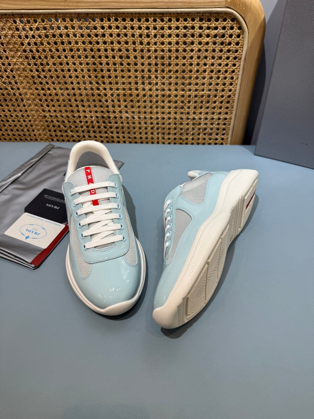Sneakers America's Cup 'Bleu Ciel Verni' — vue 15