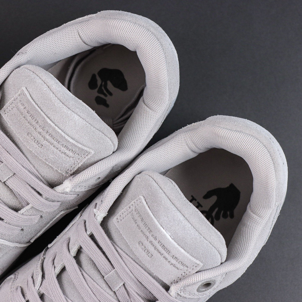 Off-White Out Of Office 'Blanc Gris For Walking' — vue 12