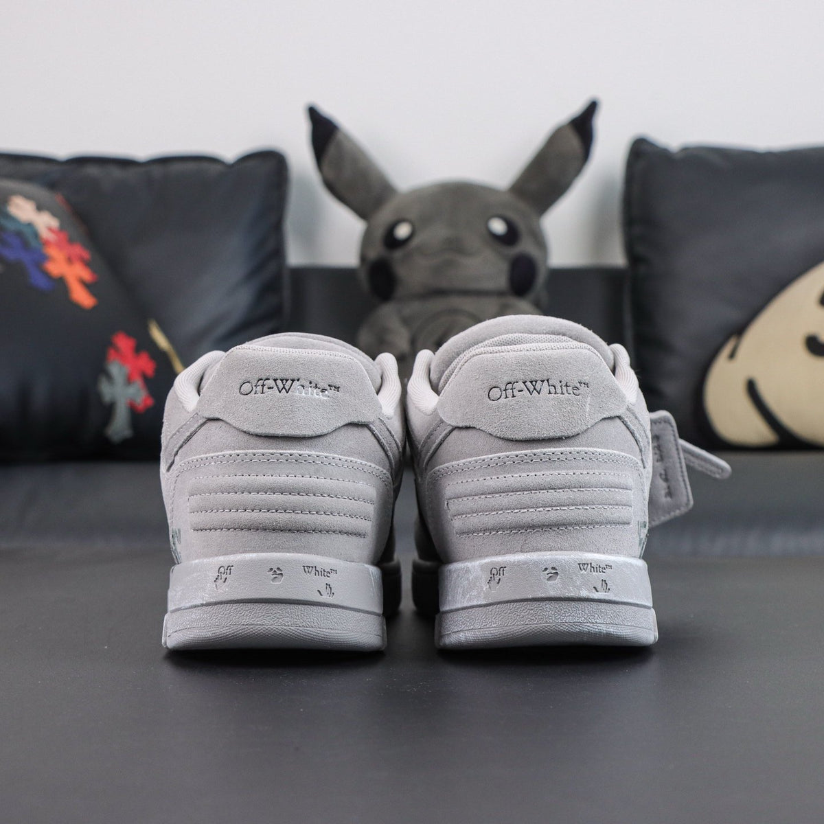 Off-White Out Of Office 'Blanc Gris For Walking' — vue 18