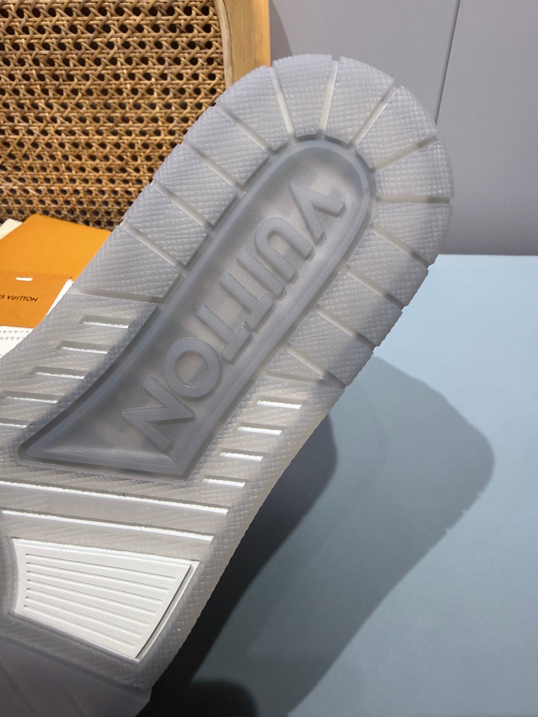 Sneakers Trainer 'Blanc Gris Clair' — vue 10