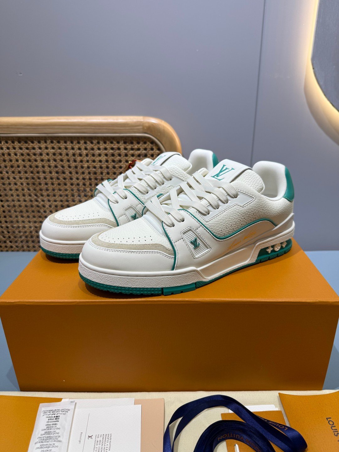 Sneakers Trainer 'Blanc Vert Émeraude' — vue 3
