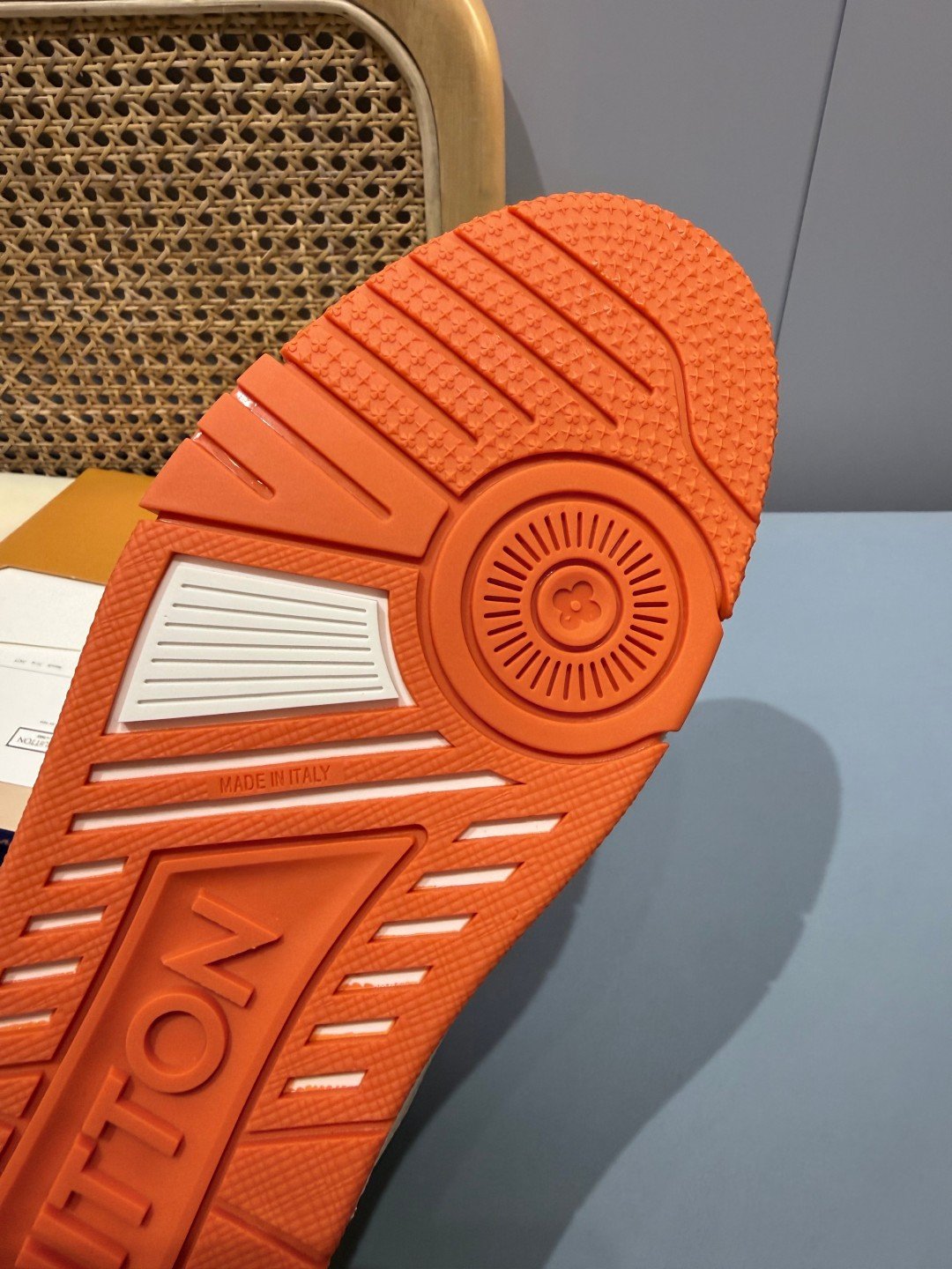 Sneakers Trainer 'Blanc Orange' — vue 6