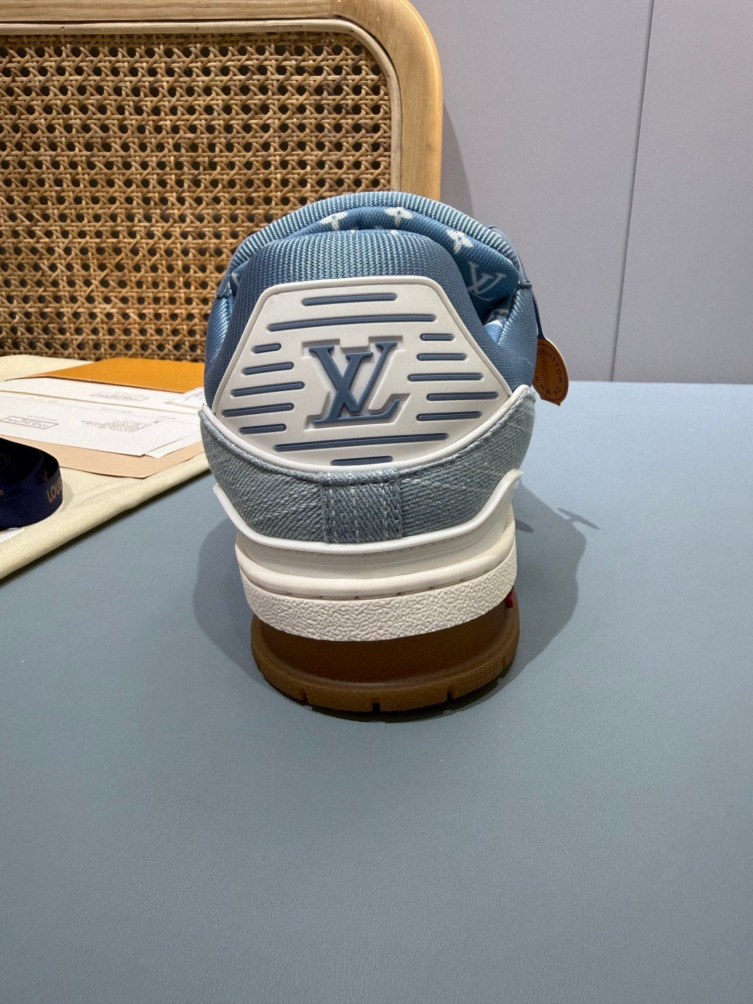 Sneakers Trainer 'Bleu Ciel Denim' — vue 9