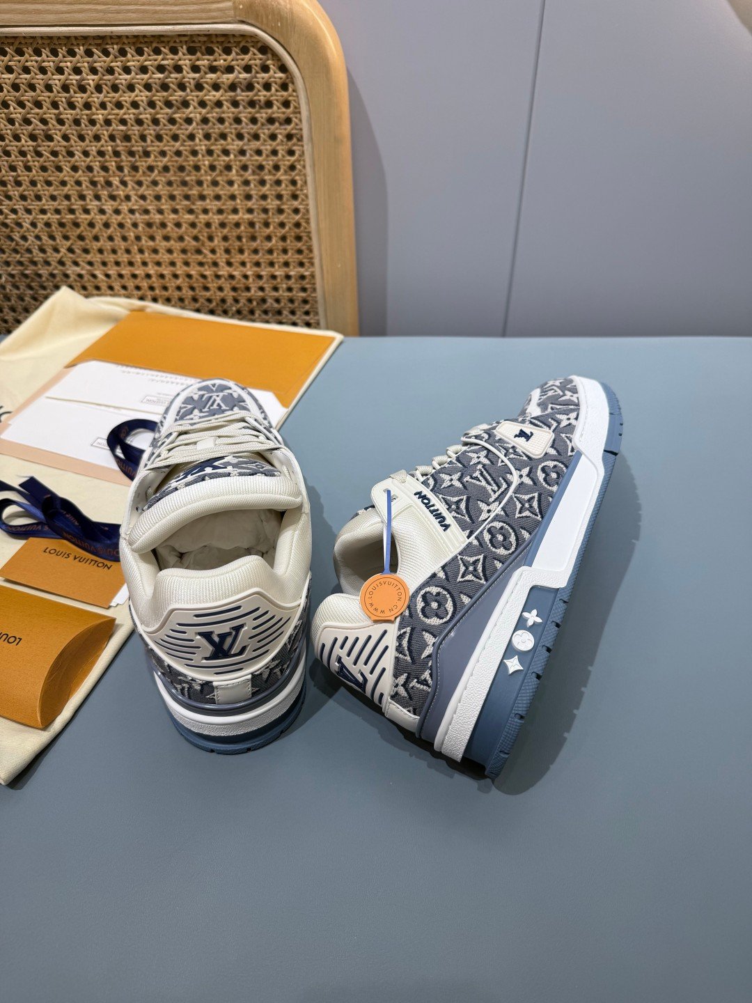Sneakers Trainer 'Denim Monogram Bleu' — vue 14