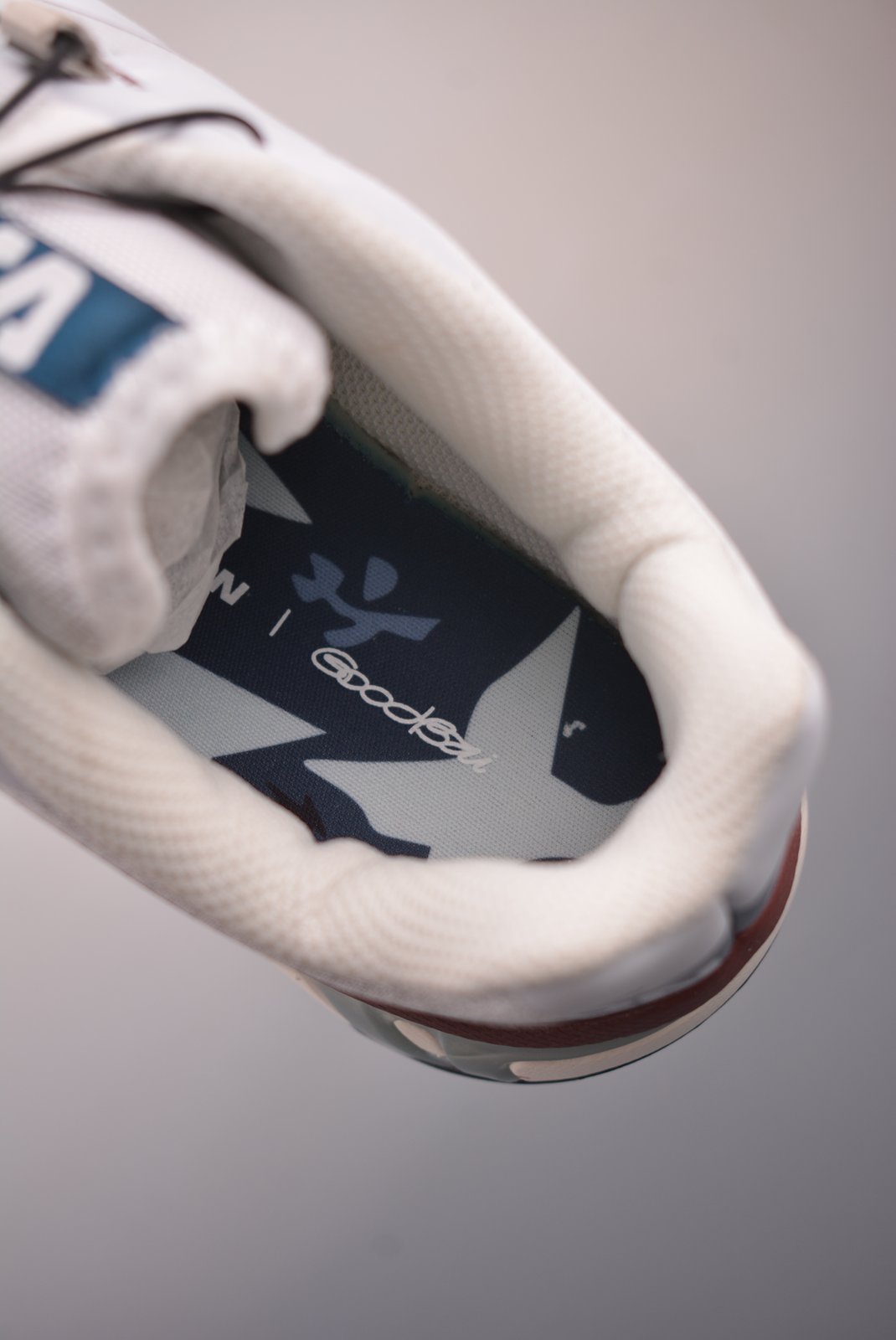 Sneakers Goodbai x XT-6 'White Blue Maroon Brown' — vue 3