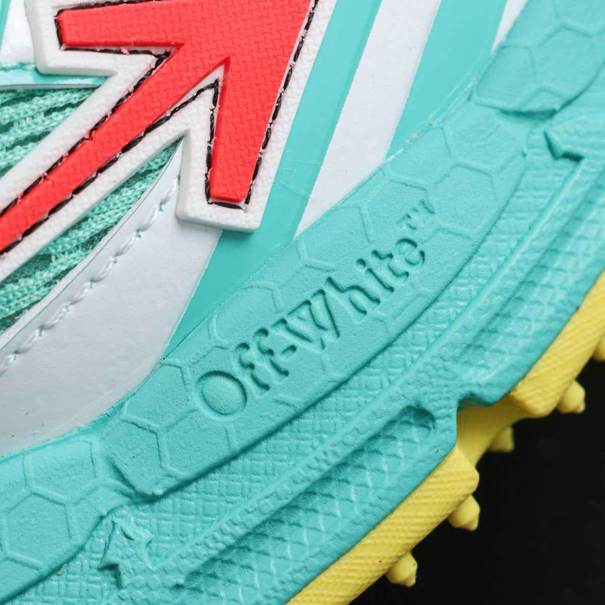 Off-White Be Right Back 'Turquoise Rouge' — vue 6