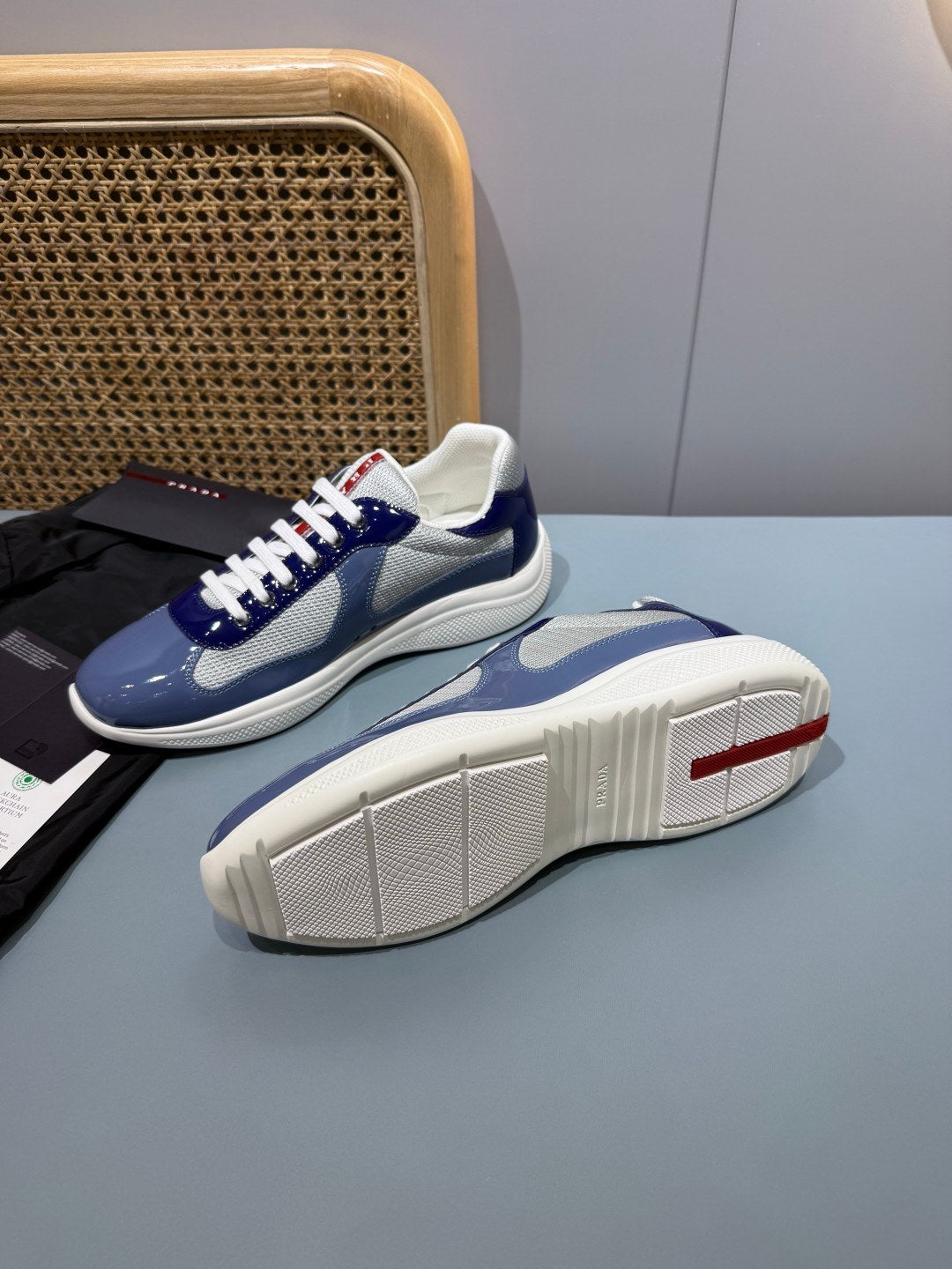 Sneakers America's Cup 'Bleu Ardoise Verni' — vue 10