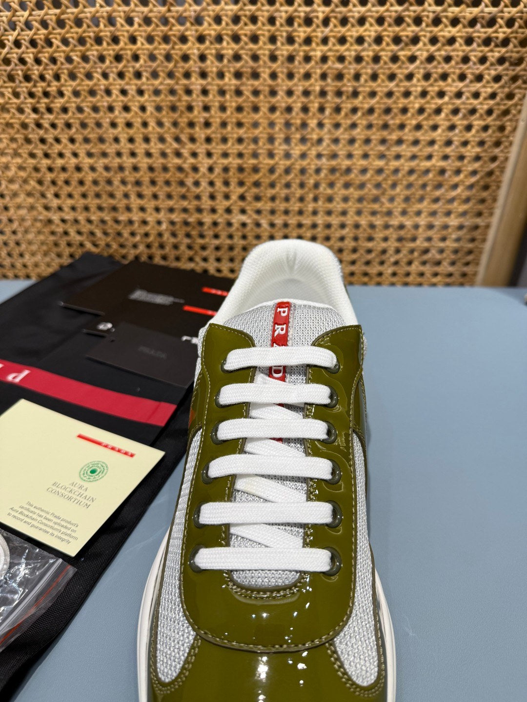 Sneakers America's Cup 'Vert Olive Verni' — vue 4
