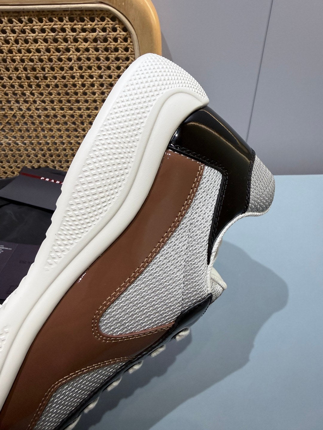 Sneakers America's Cup 'Marron Verni' — vue 8