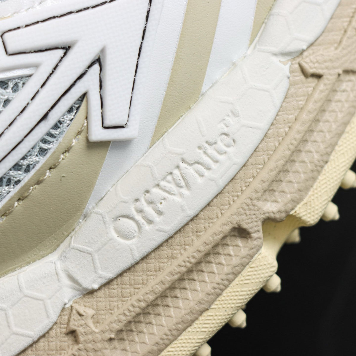 Off-White Be Right Back 'Blanc Crème Argent' — vue 4