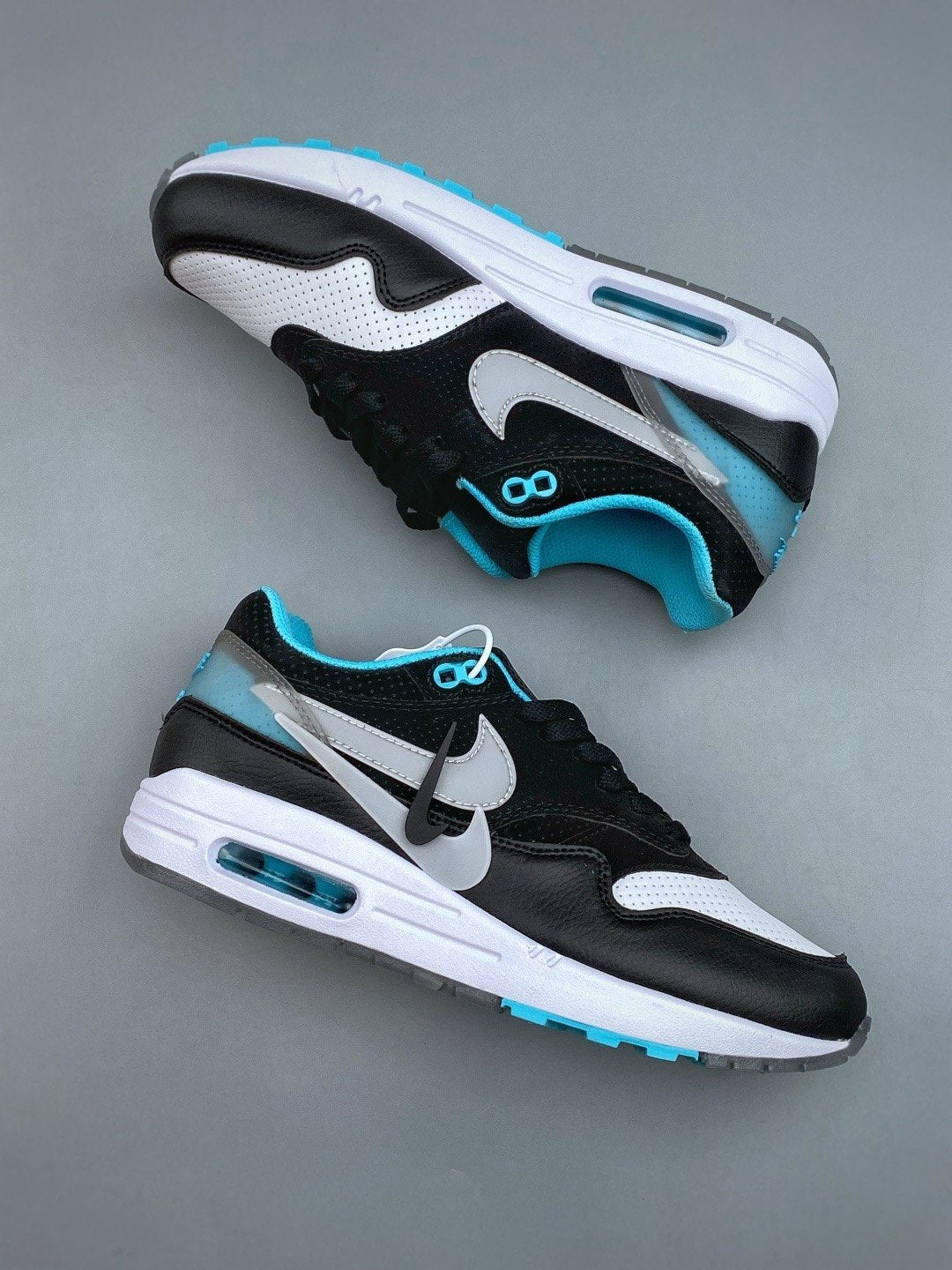 Nike Air Max 1 'Noir Blanc Turquoise' — vue 3