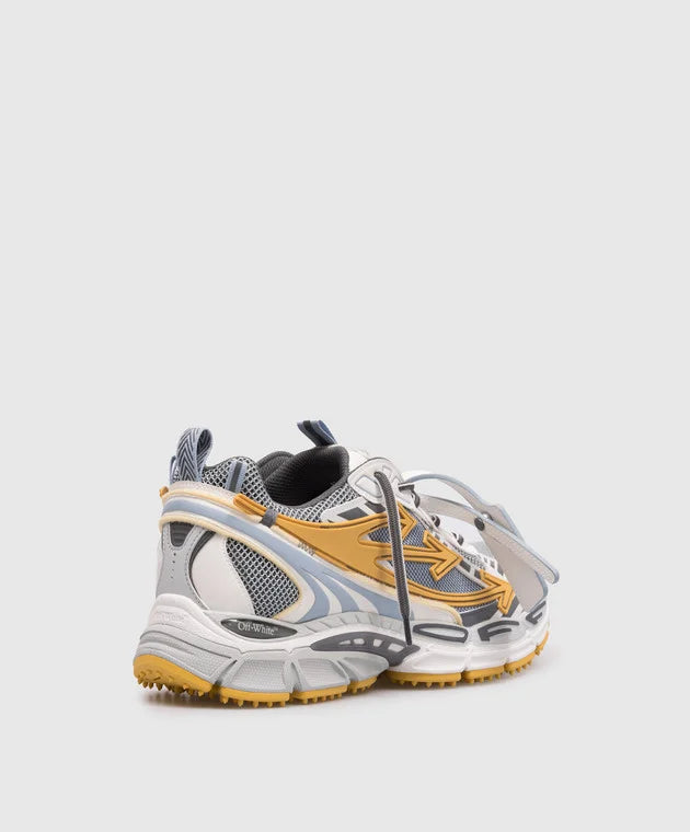 Sneaker Off W. Be Right Back