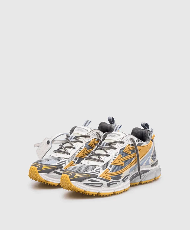 Sneaker Off W. Be Right Back