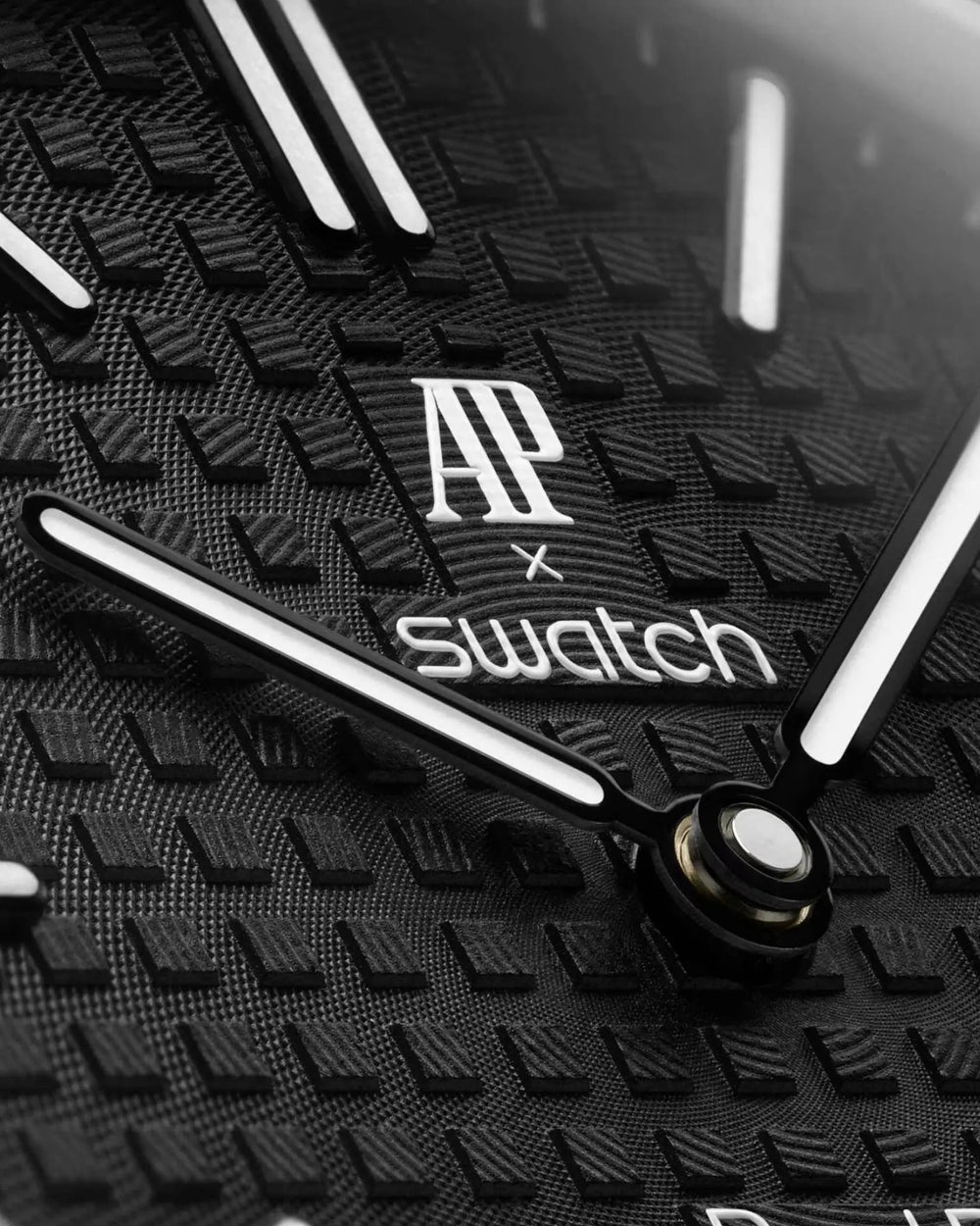 Montre Octogonale Cadran Noir — Édition Pop