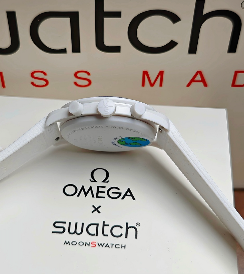 Swatch x Ome. Moonphase Gold Premium Edition