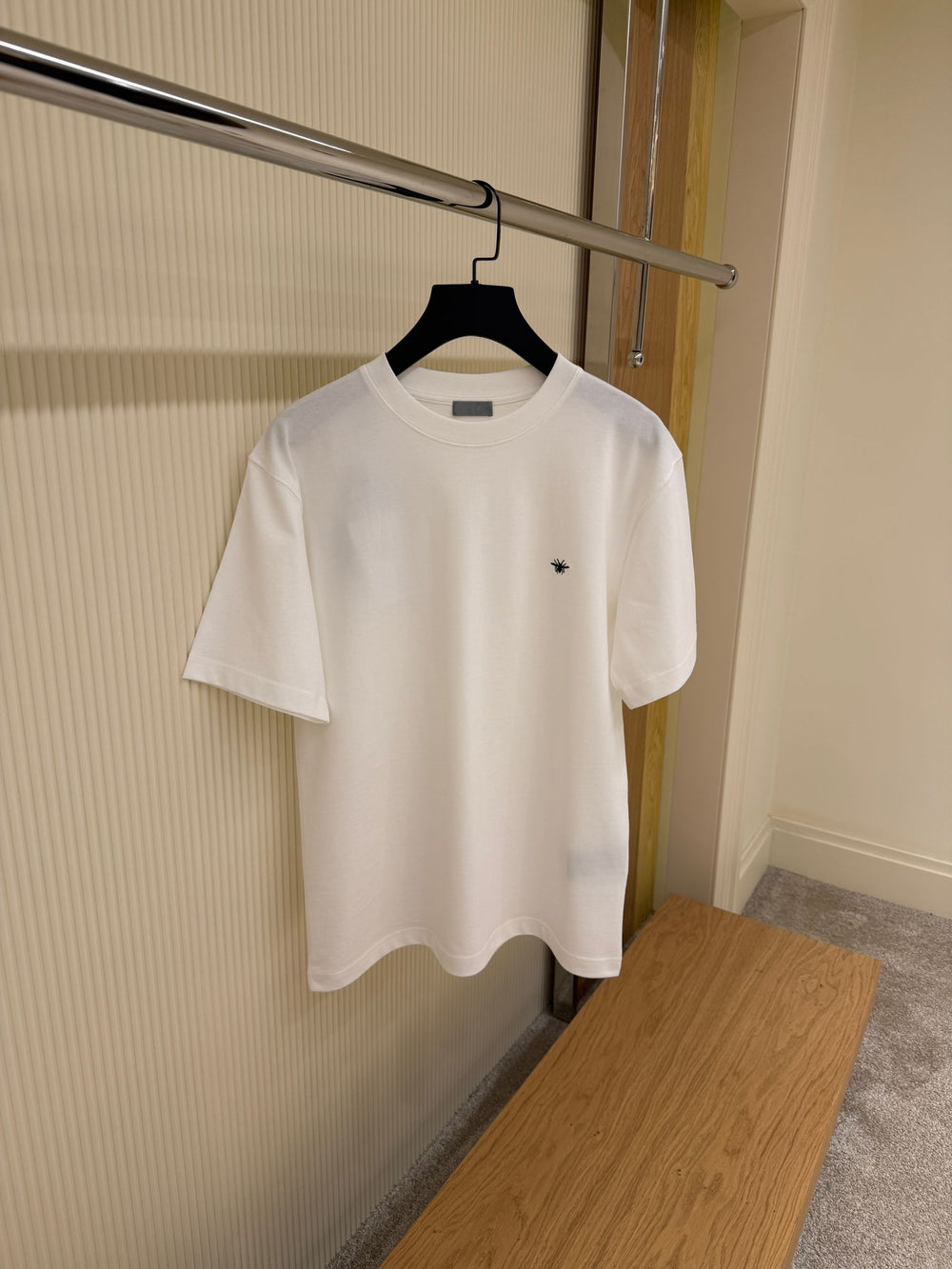 T-shirt Brodé Abeille — Coton Premium